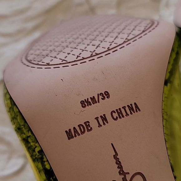 Jessica Simpson Green Transparent Snakeskin Print Heels - Picture 15 of 15